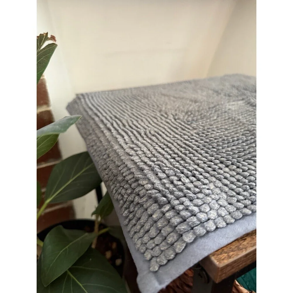 Gray Chenille Bath/Utility Mat